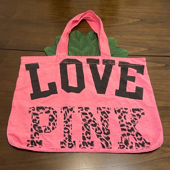 PINK Victoria’s Secret Sock and Tote Bag Bundle NWT - Picture 6 of 13